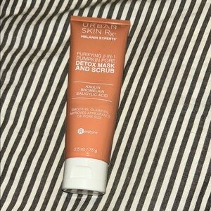 NEW 🆕 
Orange and White Mascara for Bold Lashes